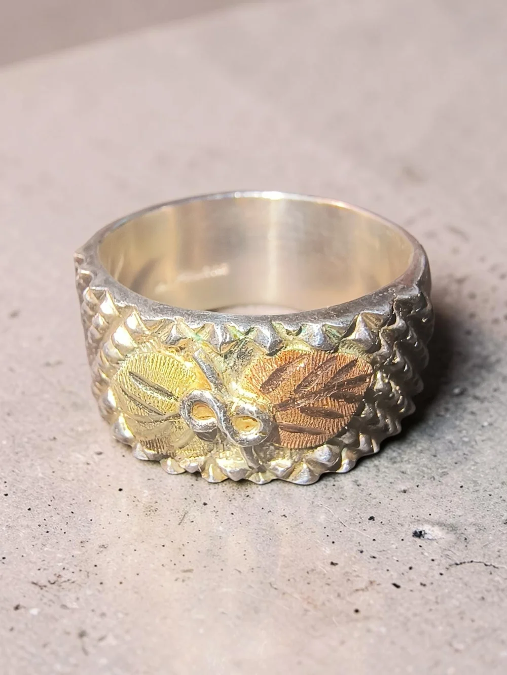 Sterling Silver & 10K Gold Leaf Motif Men's Band Ring: Black Hills Gold Style